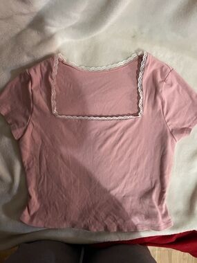 Pink Square-Neck Lace Trim Short Sleeve Top